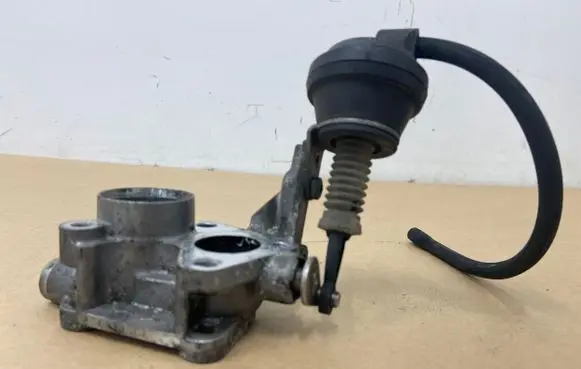 Mercedes-Benz E C207 W207 EGR valve A642140 1263