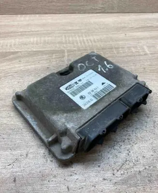 Skoda Octavia Mk1 (1U) Engine control unit/module ECU 032906014F 6160026011
