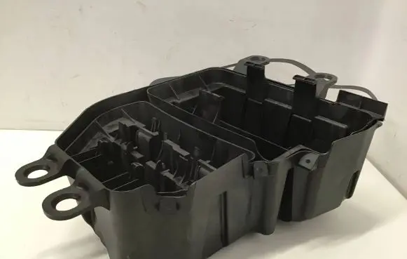 Mercedes-Benz GLS X166 Fuse box set A1665400024