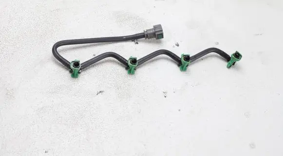 Ford Focus Fuel return line/hose STU1313040 30061 054359