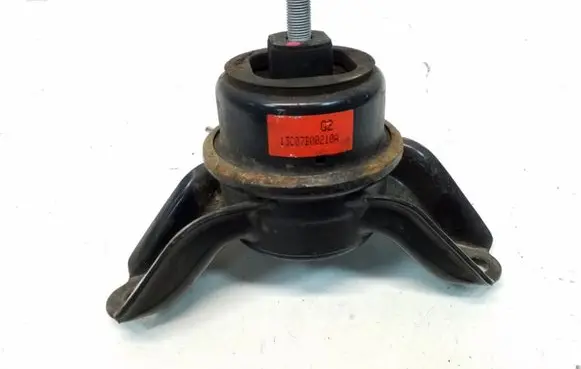 KIA Sportage Engine mount bracket
