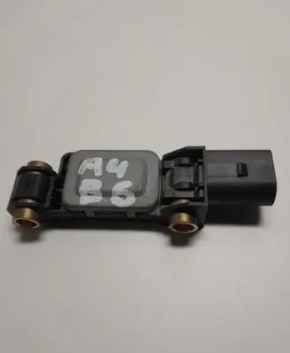 Audi A4 S4 B6 8E 8H Airbag deployment crash/impact sensor 8E0959643A