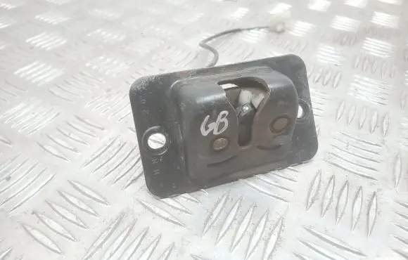 Mazda 626 Tailgate/trunk/boot lock/catch/latch