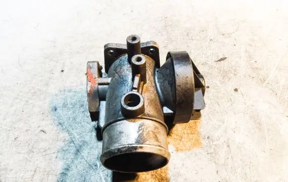 Mercedes-Benz A W168 EGR valve A6680900154