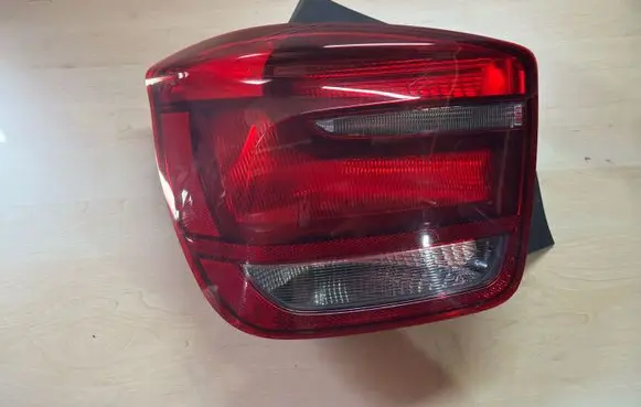 BMW 1 F20 F21 Rear/tail lights 0000303020