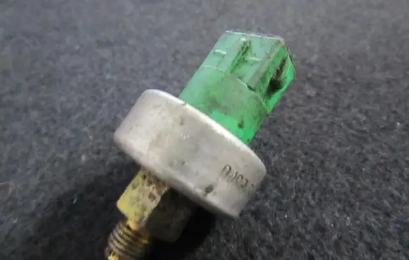 Air conditioning (A/C) pressure sensor