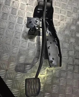 Ford Galaxy Brake pedal 6G922D094JE
