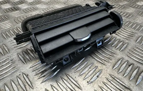 Land Rover Range Rover Velar Dash center air vent grill J8A2014L21B J8A2014L21A