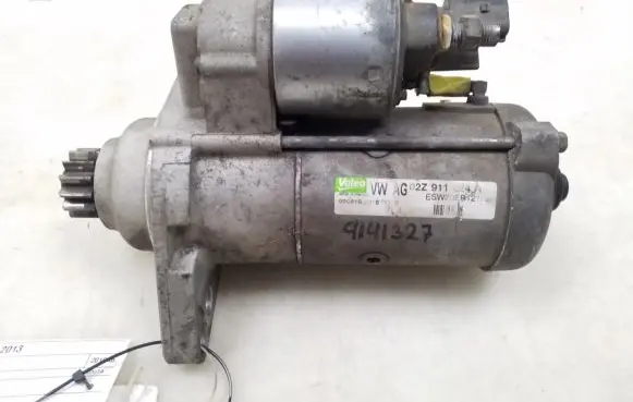 Volkswagen Golf VI Starter motor 02Z911024A