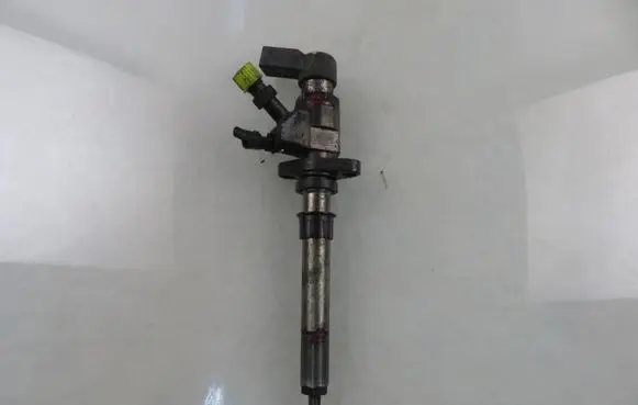 Citroen C5 Fuel injector 9657144580