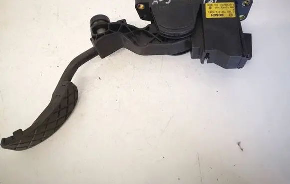 Audi A3 S3 8L Accelerator throttle pedal 0280752213