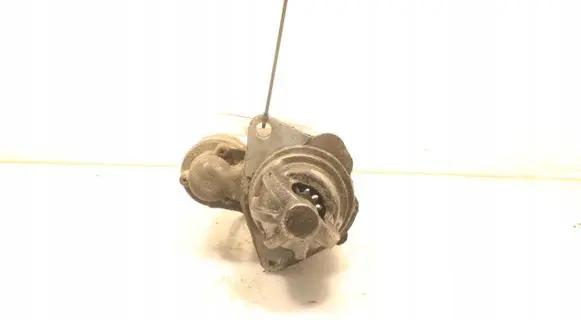 Opel Zafira B Starter motor