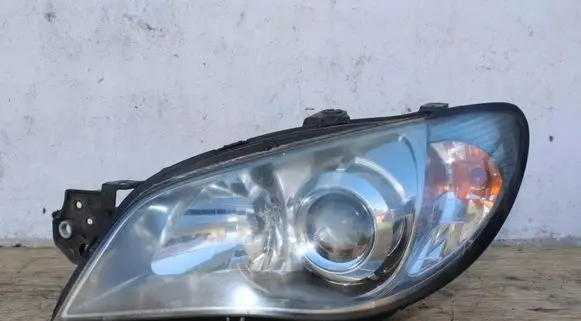 Subaru Impreza II Headlight/headlamp