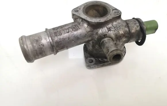 Audi A4 S4 B7 8E 8H Engine coolant pipe/hose 038121133A 059919501A