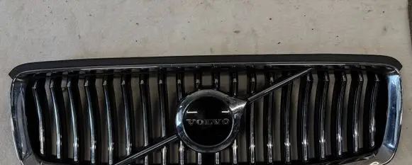 Volvo XC90 Front grill 31698406 31425933 31425936