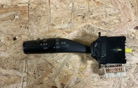 Subaru Legacy Indicator stalk 17a0895