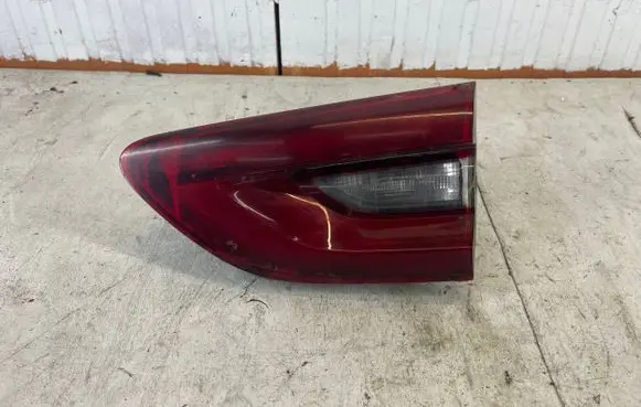 Opel Insignia B Tailgate rear/tail lights 39107539 20580205