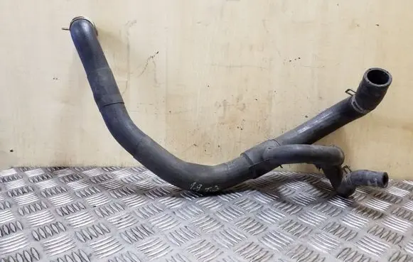 Volkswagen Transporter - Caravelle T4 Engine coolant pipe/hose