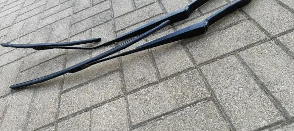Subaru Impreza III Front wiper blade arm 11L7940NWB 11L7939NWB