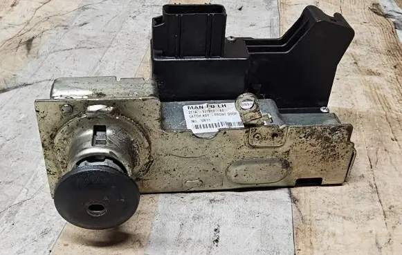 Ford Transit - Tourneo Connect Front door lock 2T1AV21813AE 999943C12