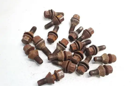 Saab 9-3 Ver2 Nuts/bolts 
