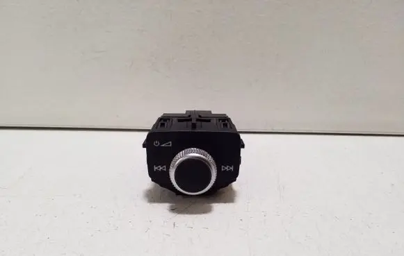 Audi A1 Sound control switch 82B919600