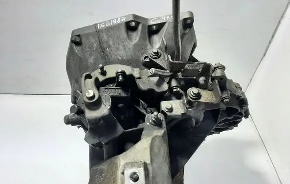 Ford C-MAX II Manual 6 speed gearbox AV6R TTFL0