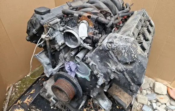 BMW 7 E32 Engine M60B30