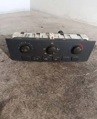 Volvo S40, V40 Climate control unit 0142697G01 612700 B1004