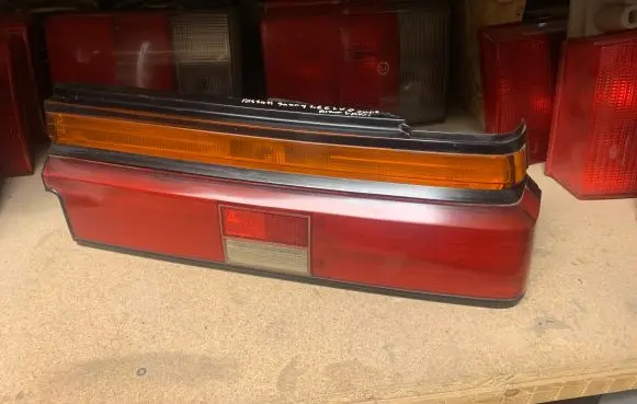 Nissan Sunny Rear/tail lights 4380
