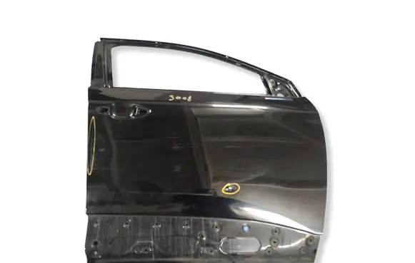Peugeot 3008 II Front door 