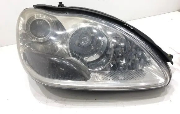 Mercedes-Benz S W220 Headlight/headlamp A2208202461