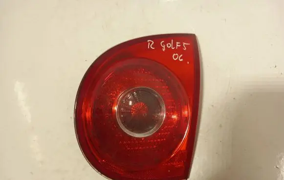 Volkswagen Golf V Tailgate rear/tail lights 28508004
