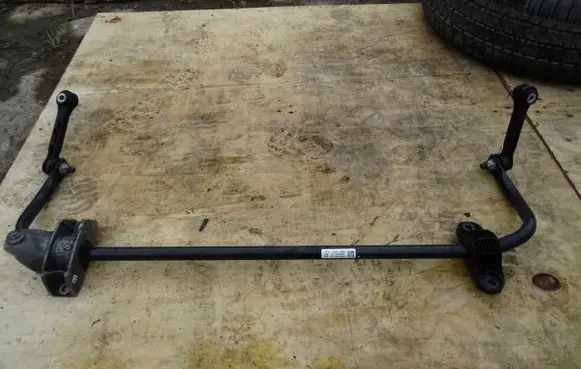 BMW 5 G30 G31 Front anti-roll bar/sway bar 6861458