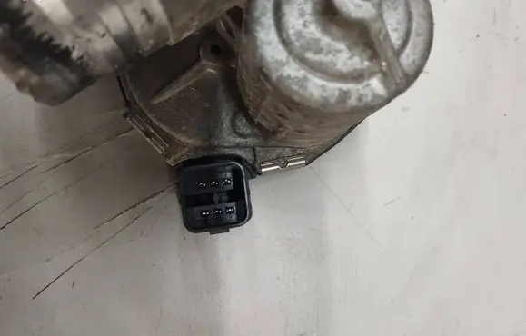 BMW X1 E84 Throttle valve 7588625 3349514855 A2C83786800
