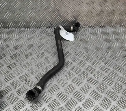 Mercedes-Benz E W213 Engine coolant pipe/hose A2135014782
