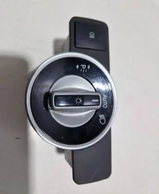 Mercedes-Benz C AMG W204 Light switch