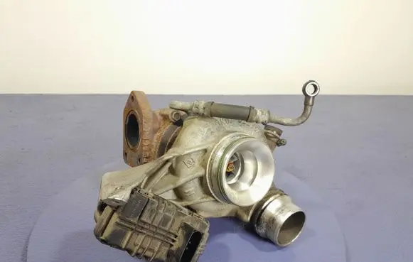 BMW X3 F25 Turbo system vacuum part 8519475