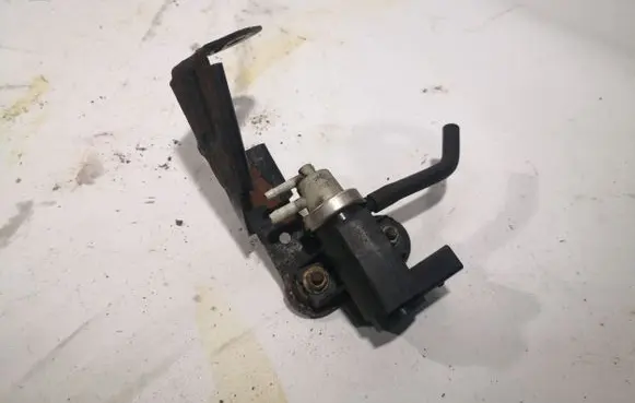 Valve vacuum