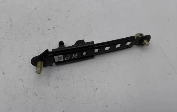 Nissan Qashqai Seat belt adjustment rail 308205999AC
