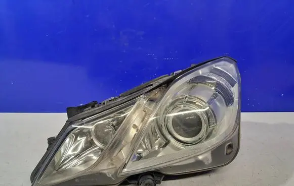 Mercedes-Benz E C207 W207 Headlight/headlamp A2078204361