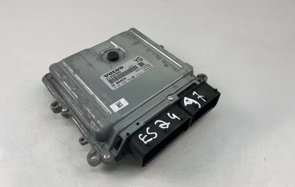 Volvo XC60 Engine control unit/module ECU 31392982 0281030782