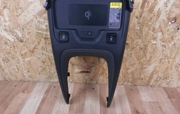 Toyota Corolla E210 E21 Wireless charging module 861C002020