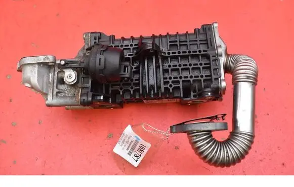 Peugeot 5008 EGR valve cooler 9813050280