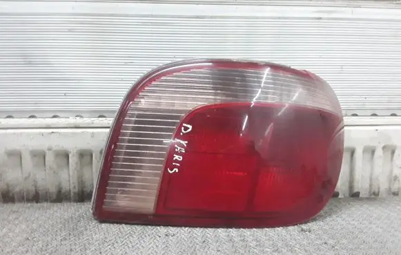 Toyota Yaris Rear/tail lights