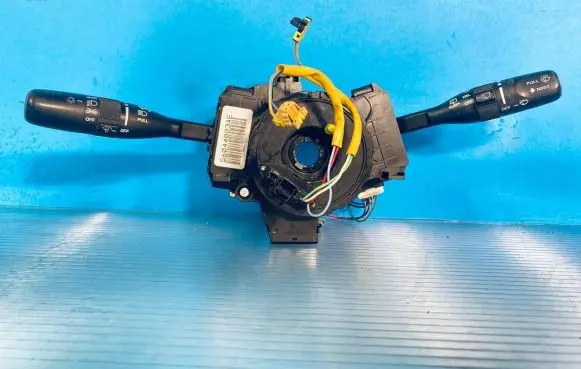 Chrysler Pacifica Wiper turn signal indicator stalk/switch 56044803AE