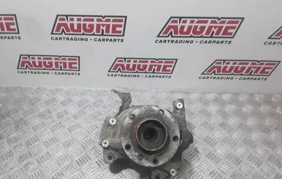 BMW 5 E60 E61 Front wheel hub