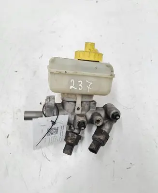 Audi A3 S3 8L Master brake cylinder