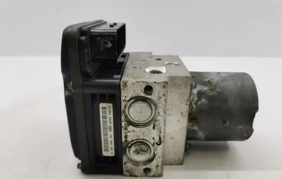 BMW X5 E70 ABS Pump 6795778 34526795779