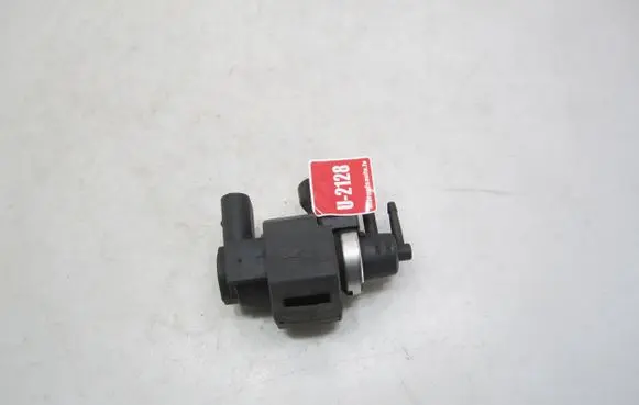 Audi A6 S6 C6 4F Turbo solenoid valve 059906628A 4252445